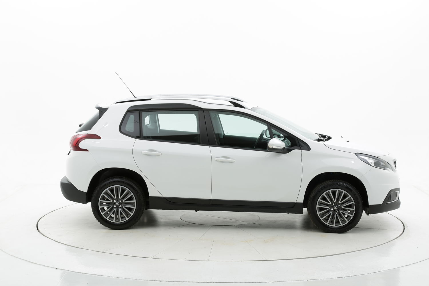 Peugeot 2008 usata del 2017 con 9.449 km
