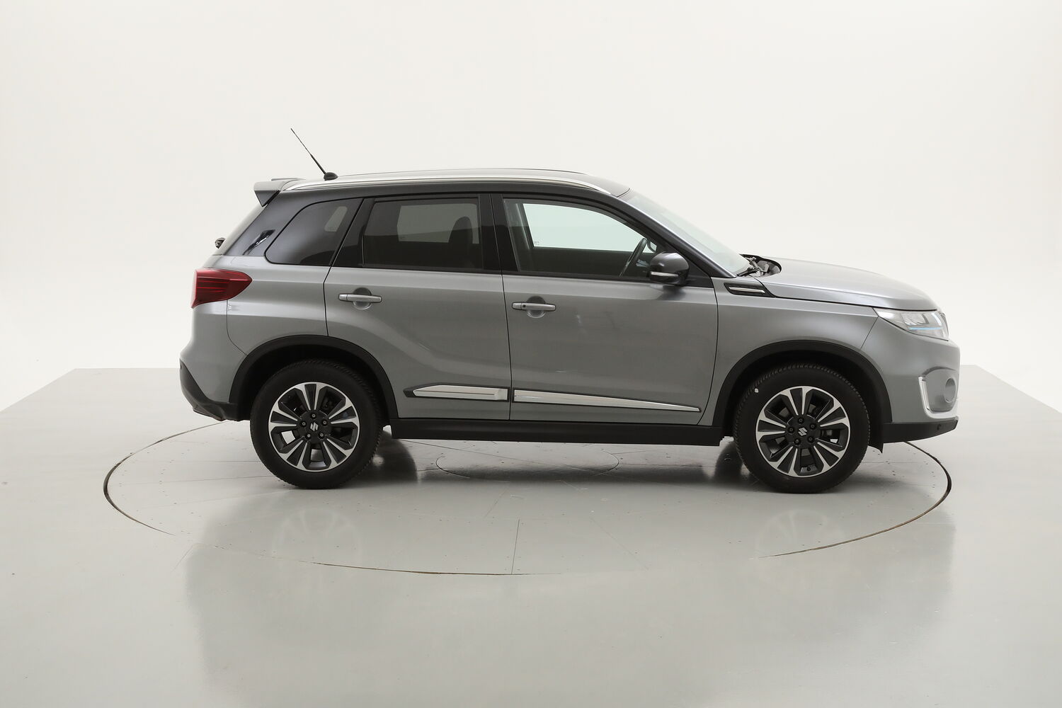 Suzuki Vitara Top usata del 2021 con 75.987 km