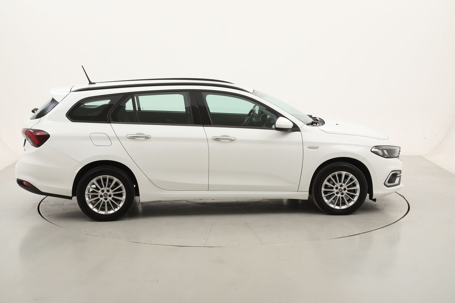 Fiat Tipo SW Business usata del 2021 con 72.208 km