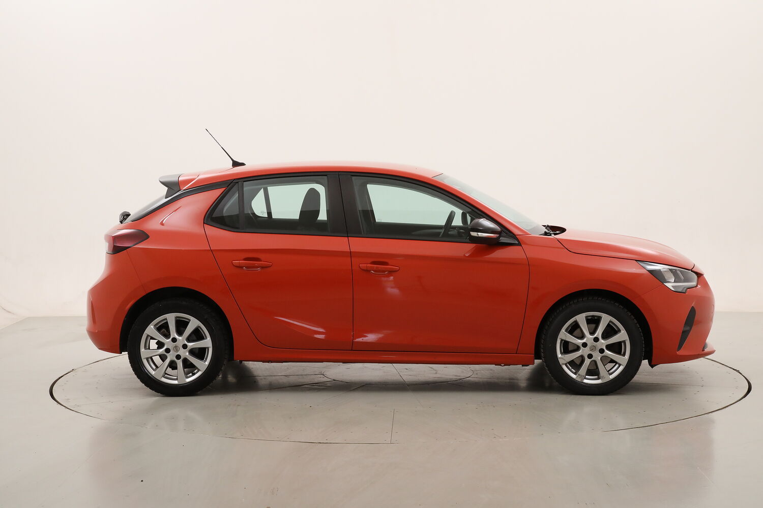 Opel Corsa Edition usata del 2021 con 75.955 km