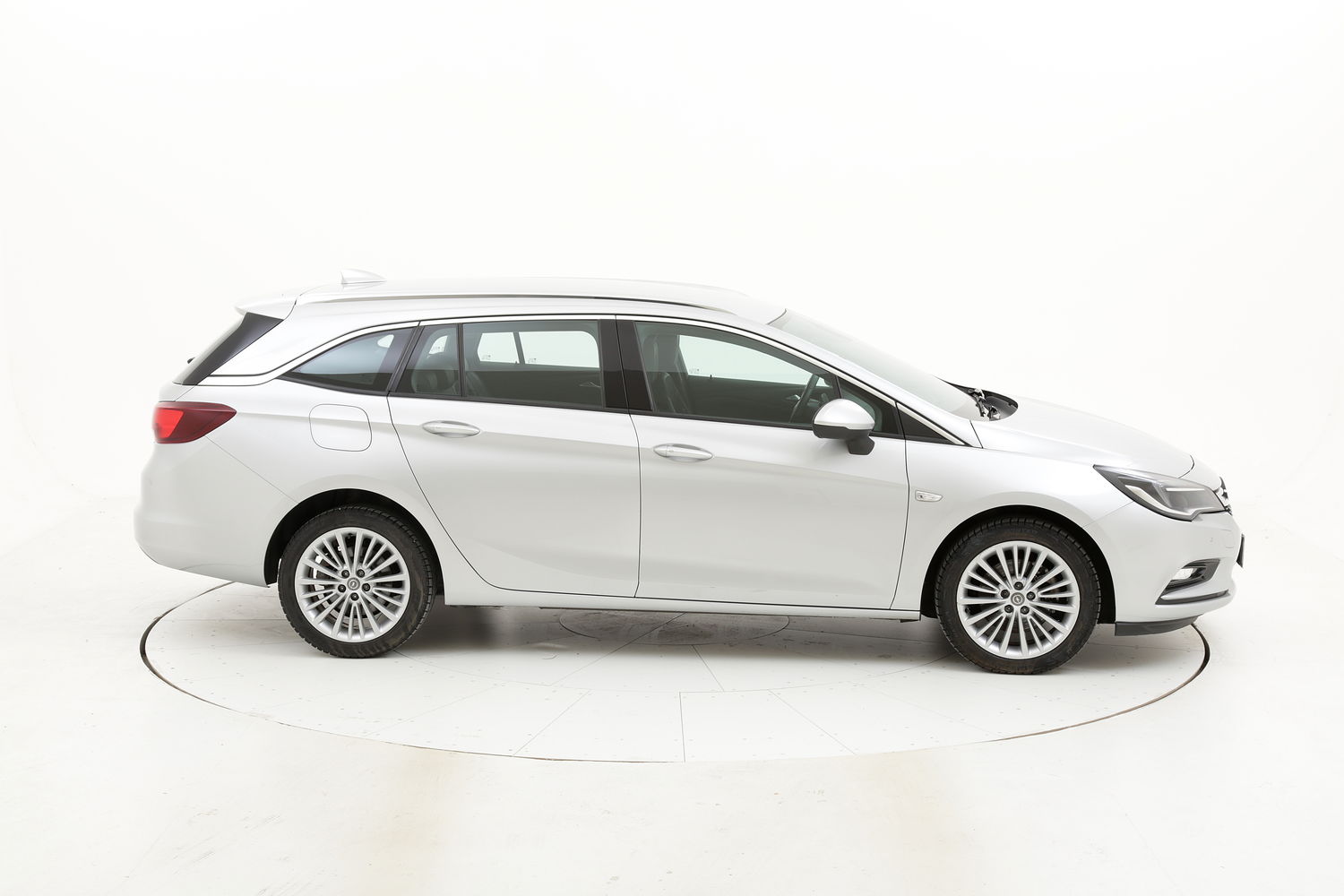 Opel Astra ST Innovation usata del 2018 con 82.908 km