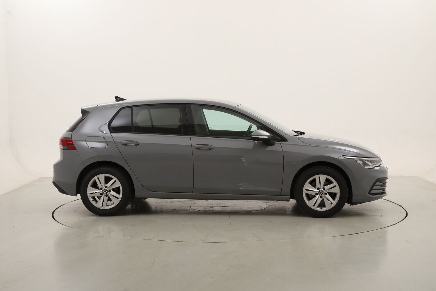 Volkswagen Golf DSG Life usata del 2021 con 60.837 km