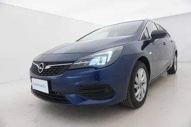 Opel Astra ST Business Elegance AT9 1.5 Diesel 122CV Automatico Visione frontale