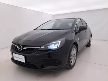 Opel Astra Business Elegance AT9 1.5 Diesel 122CV Automatico Visione frontale