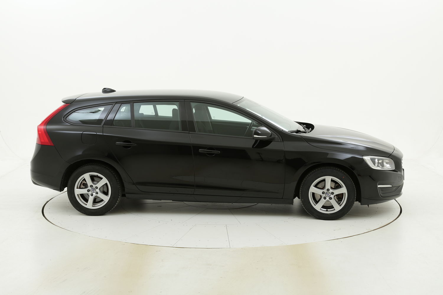Volvo V60 usata del 2017 con 111.290 km