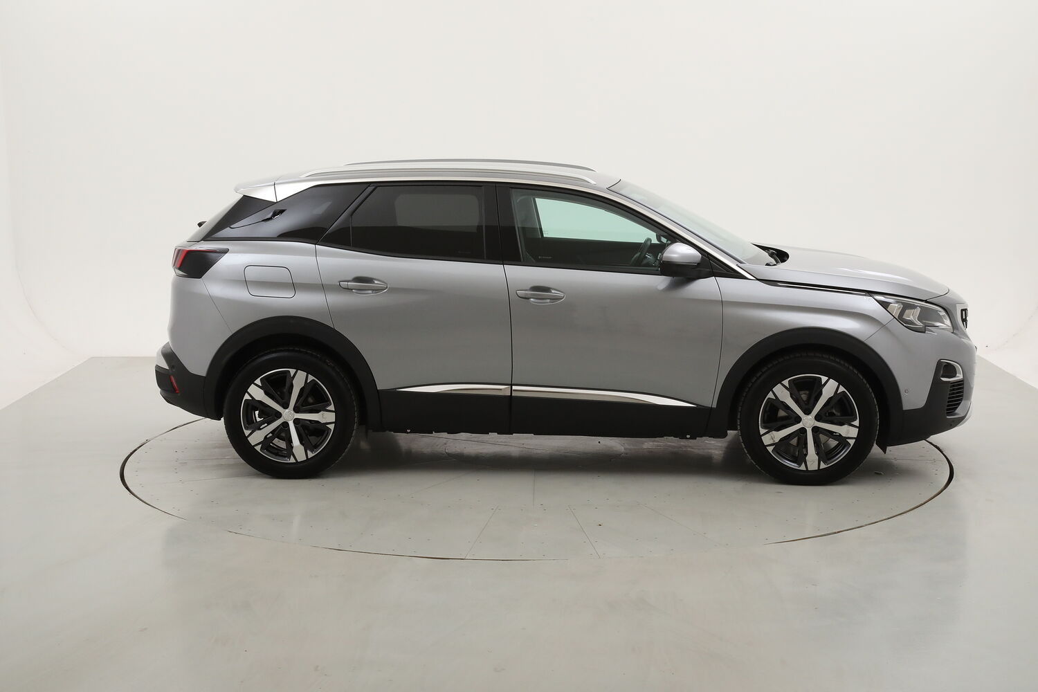 Peugeot 3008 Allure usata del 2020 con 85.589 km