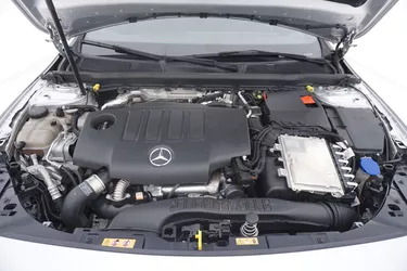 Mercedes Classe A Sedan Automatic Sport 2.0 Diesel 150CV Automatico Vano motore