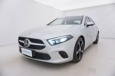 Mercedes Classe A Sedan Automatic Sport 2.0 Diesel 150CV Automatico Visione frontale
