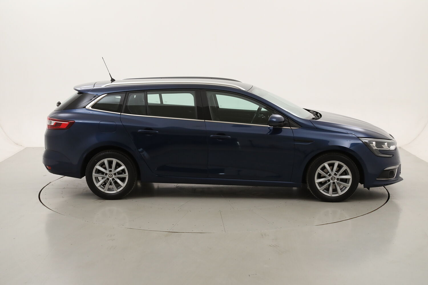 Renault Megane Sporter Business usata del 2019 con 56.149 km