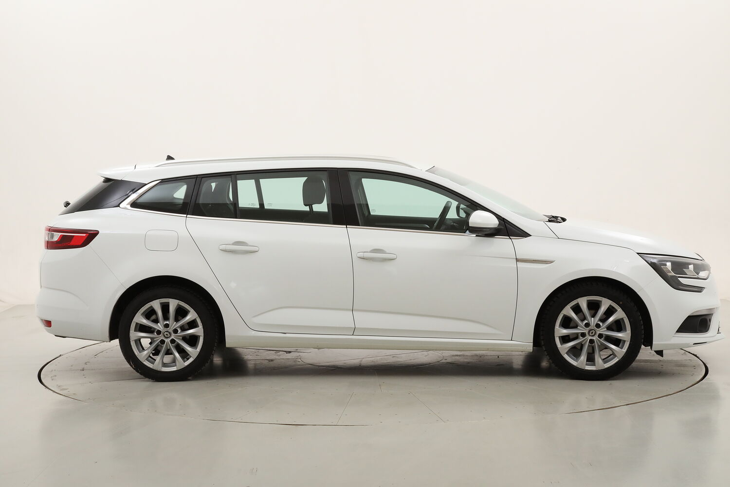 Renault Megane Sporter Duel2 usata del 2020 con 125.923 km