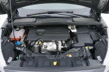Ford C-Max Vano motore Ford C-Max Vano motore