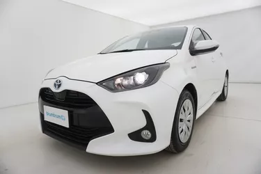 Toyota Yaris Hybrid Business 1.5 Full Hybrid 116CV Automatico Visione frontale