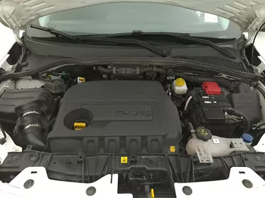 Fiat Tipo SW Street 1.3 Diesel 95CV Manuale Vano motore