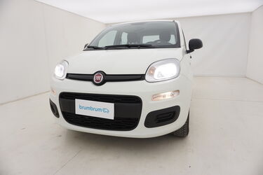 Visione frontale di Fiat Panda