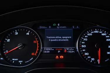 Audi A4 Avant 40 TDI Business S tronic quattro 2.0 Mild Hybrid 204CV Automatico Interni