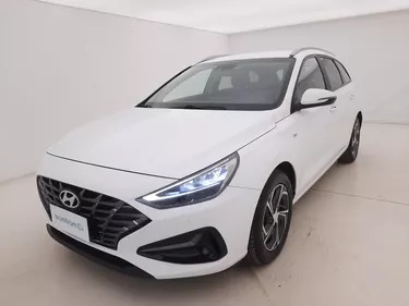 Hyundai i30 Wagon 48V Prime DCT 1.6 Mild Hybrid 136CV Automatico Visione frontale