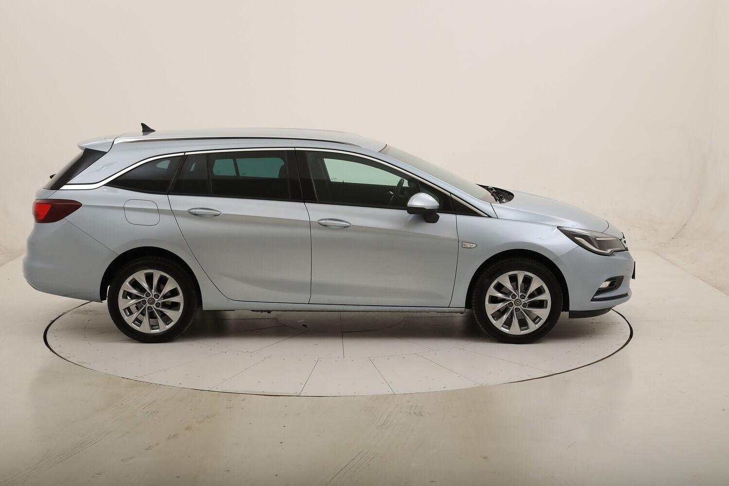 Opel Astra ST Innovation usata del 2018 con 84.740 km