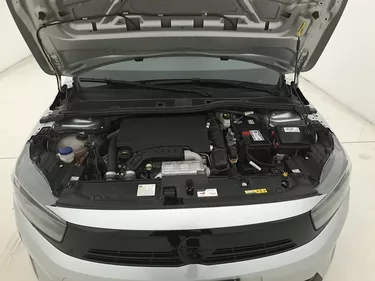 Opel Corsa GS AT8 1.2 Benzina 101CV Automatico Vano motore