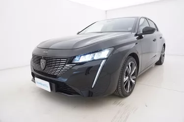 Peugeot 308 Allure EAT8 1.5 Diesel 131CV Automatico Visione frontale
