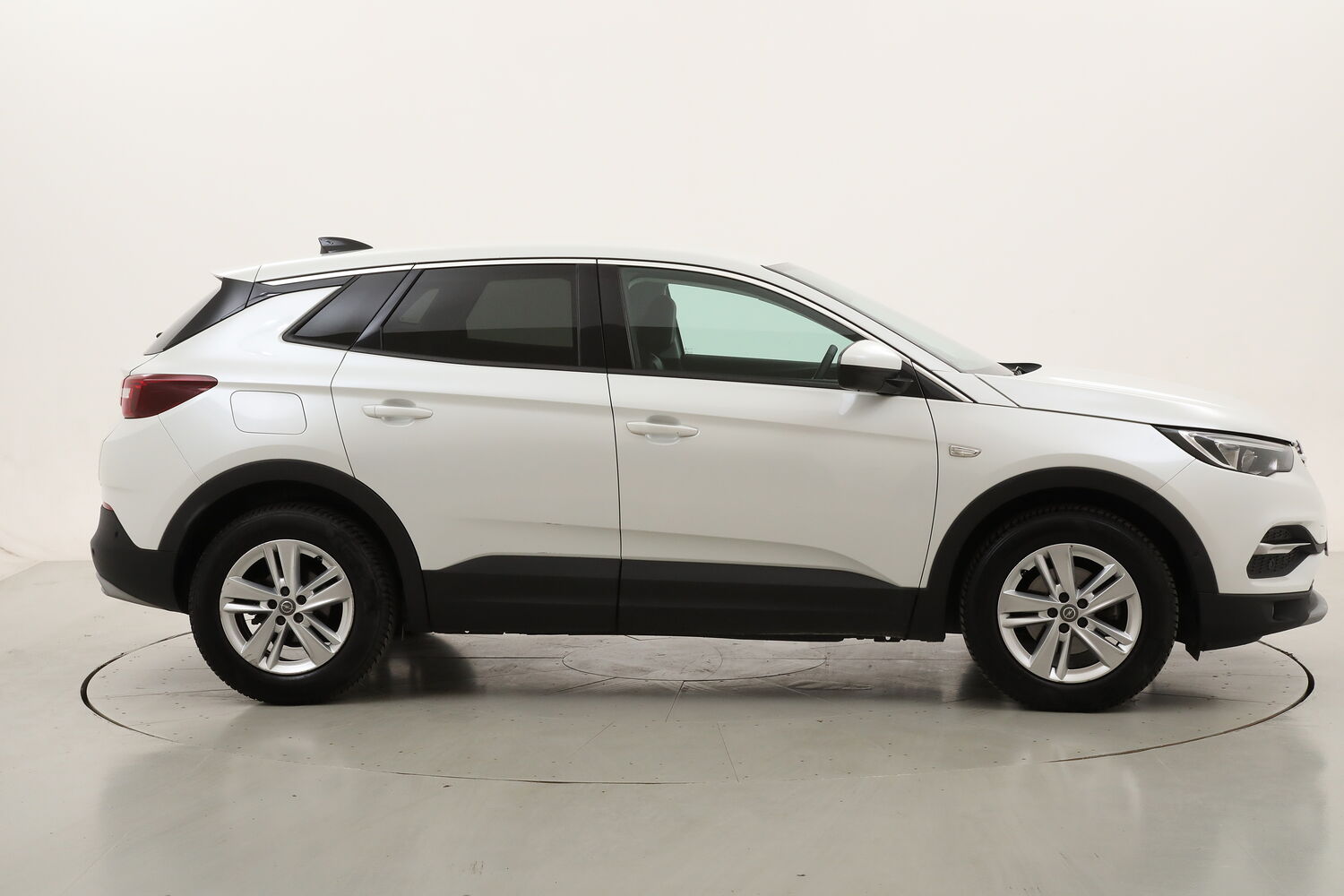 Opel Grandland Innovation AT8 usata del 2020 con 123.564 km