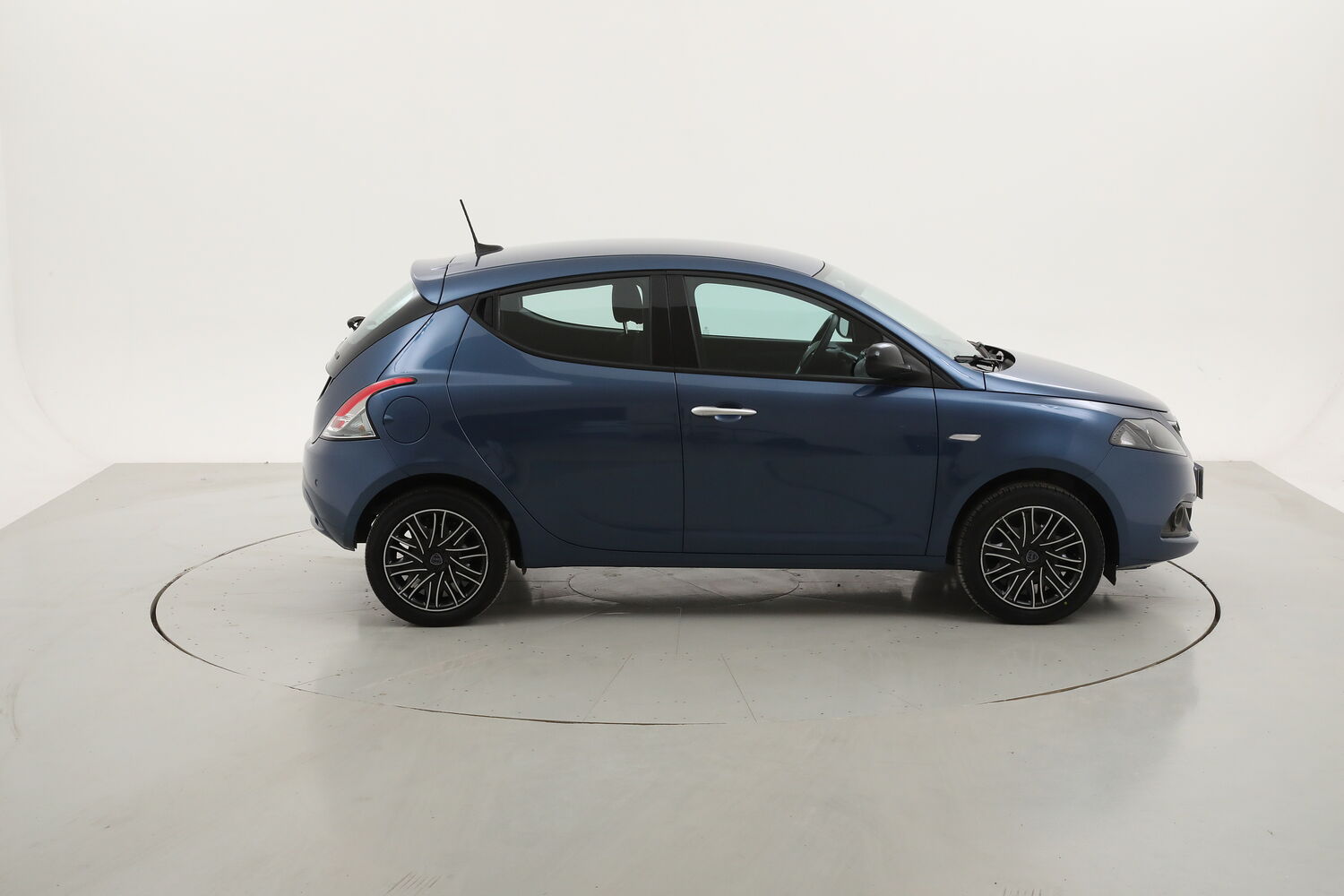 Lancia Ypsilon Hybrid Gold usata del 2022 con 35.756 km