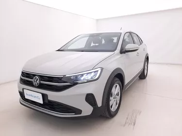 Volkswagen Taigo Life DSG 1.0 Benzina 110CV Automatico Visione frontale