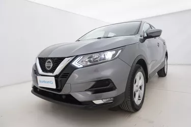 Nissan Qashqai Business DCT 1.3 Benzina 158CV Automatico Visione frontale