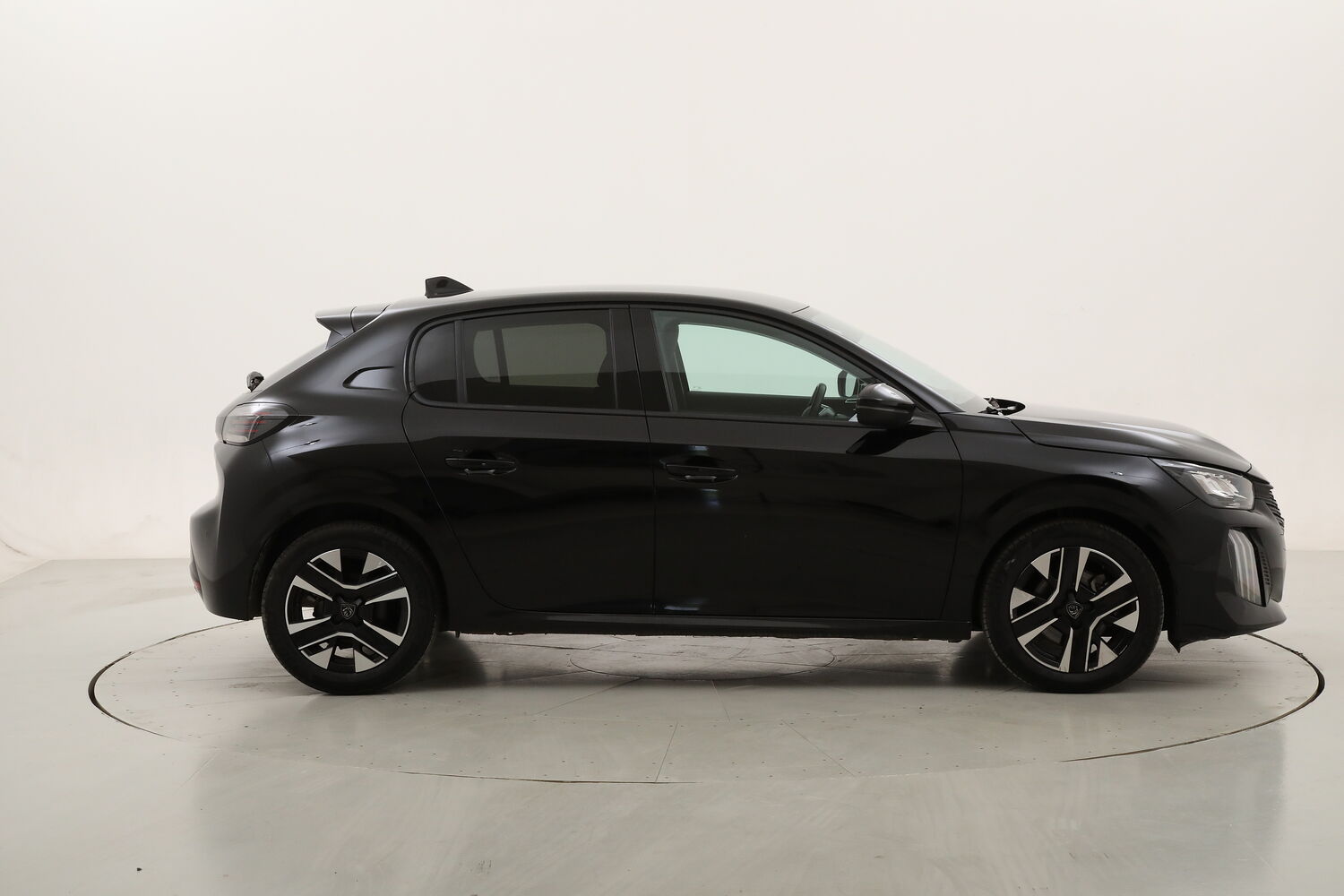 Peugeot 208 Allure usata del 2025 con 21.440 km