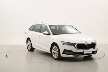 Skoda Octavia Wagon Style DSG 2.0 Diesel 150CV Automatico Skoda Octavia Wagon Style DSG 2.0 Diesel 150CV Automatico