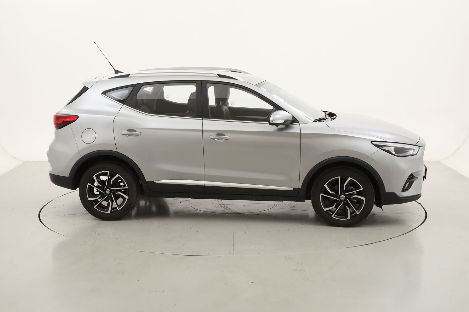 MG ZS Luxury usata del 2024 con 13.824 km