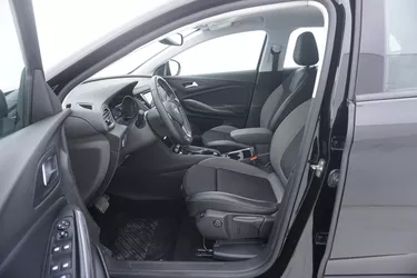 Opel Grandland Elegance AT8 1.5 Diesel 131CV Automatico Sedili