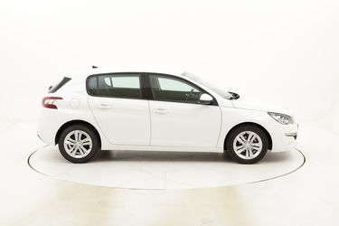 Peugeot 308 Business usata del 2017 con 115.828 km