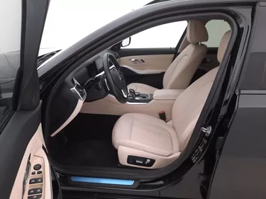 BMW Serie 3 320d Touring Luxury xDrive 2.0 Mild Hybrid 190CV Automatico Sedili
