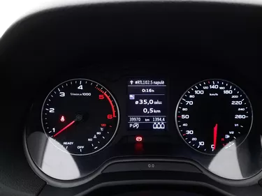 Audi Q2 30 TDI Business S tronic 1.6 Diesel 116CV Automatico Interni