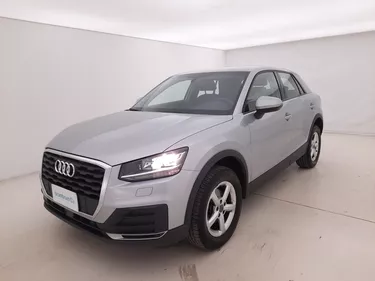 Audi Q2 30 TDI Business S tronic 1.6 Diesel 116CV Automatico Visione frontale