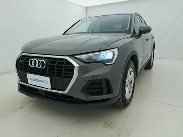 Audi Q3 35 TDI Business quattro S tronic 2.0 Diesel 150CV Automatico Visione frontale
