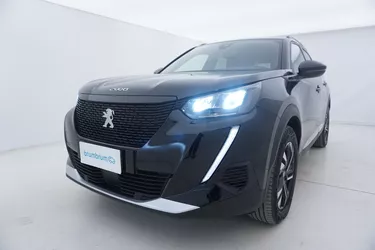 Peugeot 2008 Allure Pack Elettrico 136CV Automatico Visione frontale