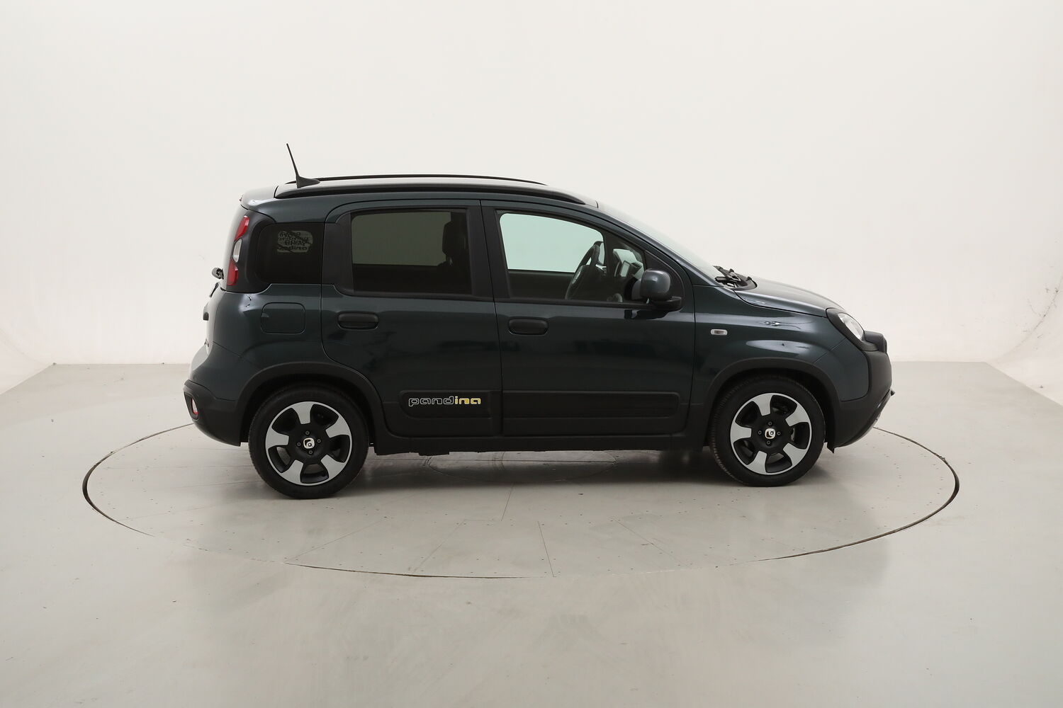 Fiat Panda Hybrid Pandina usata del 2025 con 15.318 km
