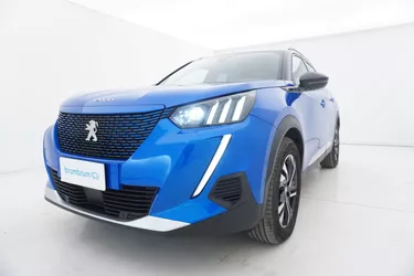 Peugeot 2008 GT Elettrico 136CV Automatico Visione frontale