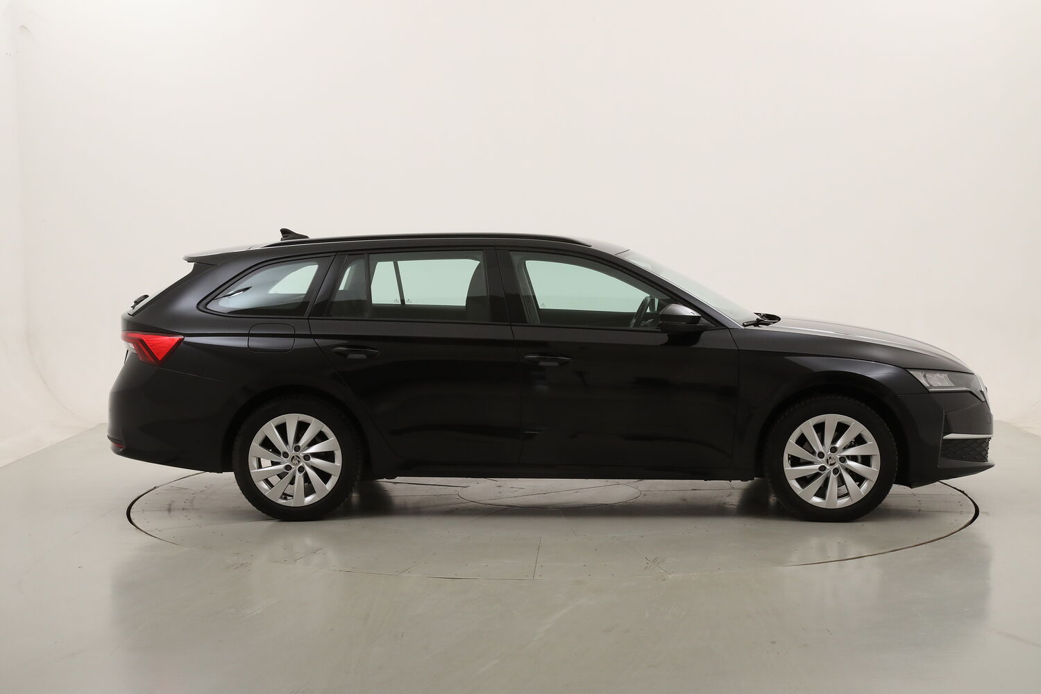 Skoda Octavia Selection DSG usata del 2024 con 62.648 km