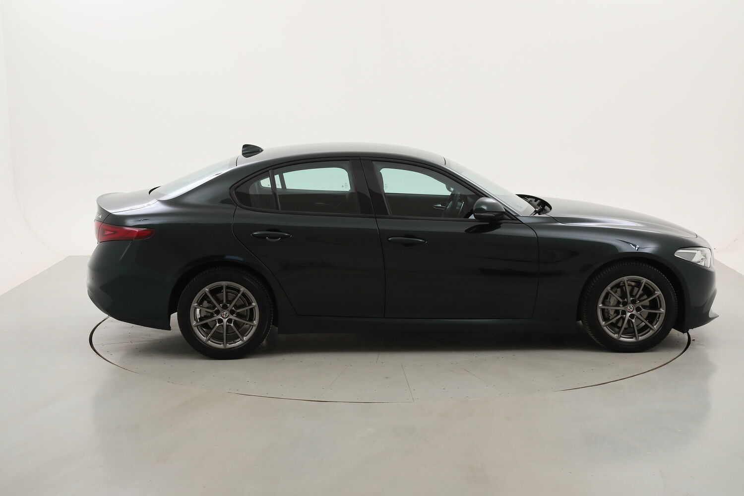 Alfa Romeo Giulia Business AT8 usata del 2021 con 94.050 km