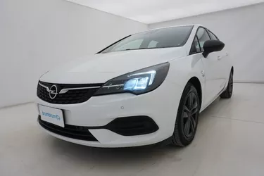 Opel Astra 5 porte 1.5 Diesel 122CV Manuale Visione frontale