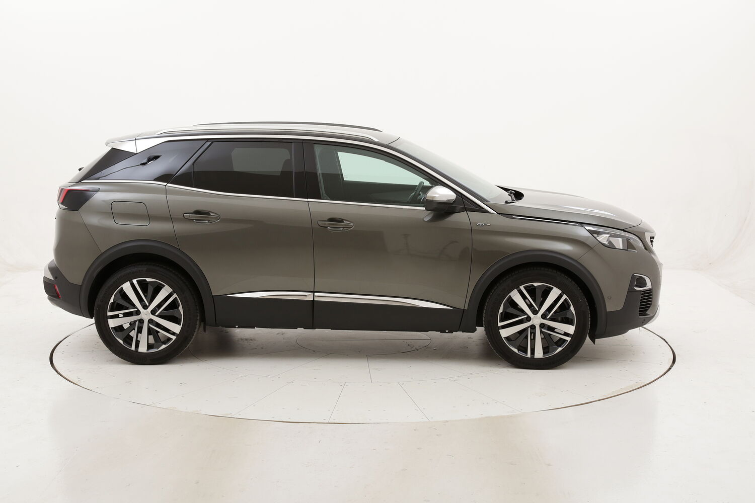Peugeot 3008 GT EAT6 usata del 2017 con 76.836 km