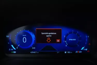Ford Puma Hybrid ST-Line 1.0 Mild Hybrid 125CV Manuale Interni