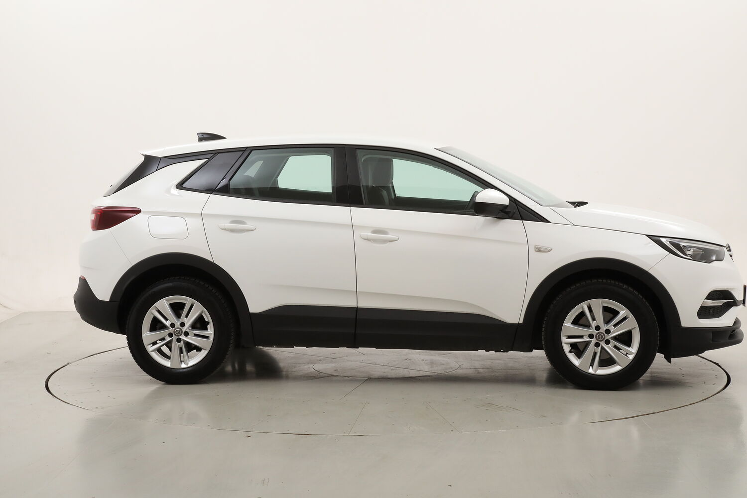 Opel Grandland Business Edition AT8 usata del 2021 con 125.991 km