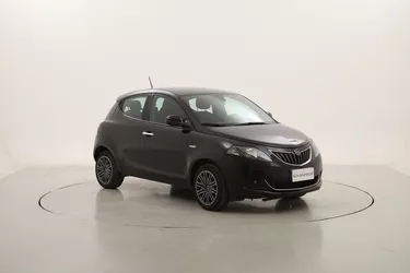 Lancia Ypsilon Hybrid Gold 1.0 Mild Hybrid 70CV Manuale Lancia Ypsilon Hybrid Gold 1.0 Mild Hybrid 70CV Manuale