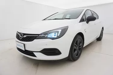 Opel Astra 5 porte 1.5 Diesel 122CV Manuale Visione frontale