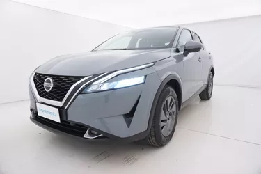 Nissan Qashqai MHEV Business 1.3 Mild Hybrid 140CV Manuale Visione frontale