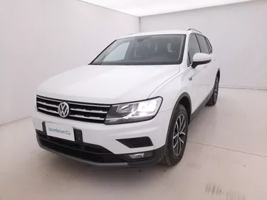 Volkswagen Tiguan Business DSG 4MOTION 2.0 Diesel 150CV Automatico Visione frontale