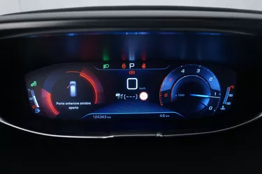 Peugeot 5008 GT EAT8 - 7 posti 2.0 Diesel 177CV Automatico Interni